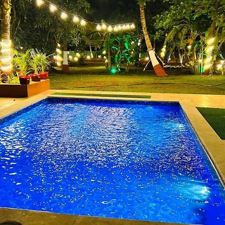 Stay On The Way Resort Mandwa Alībāg Extérieur photo